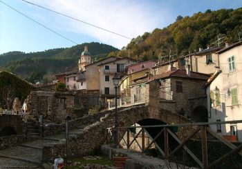 Pignone receives over 100 requests for 1 euro houses
